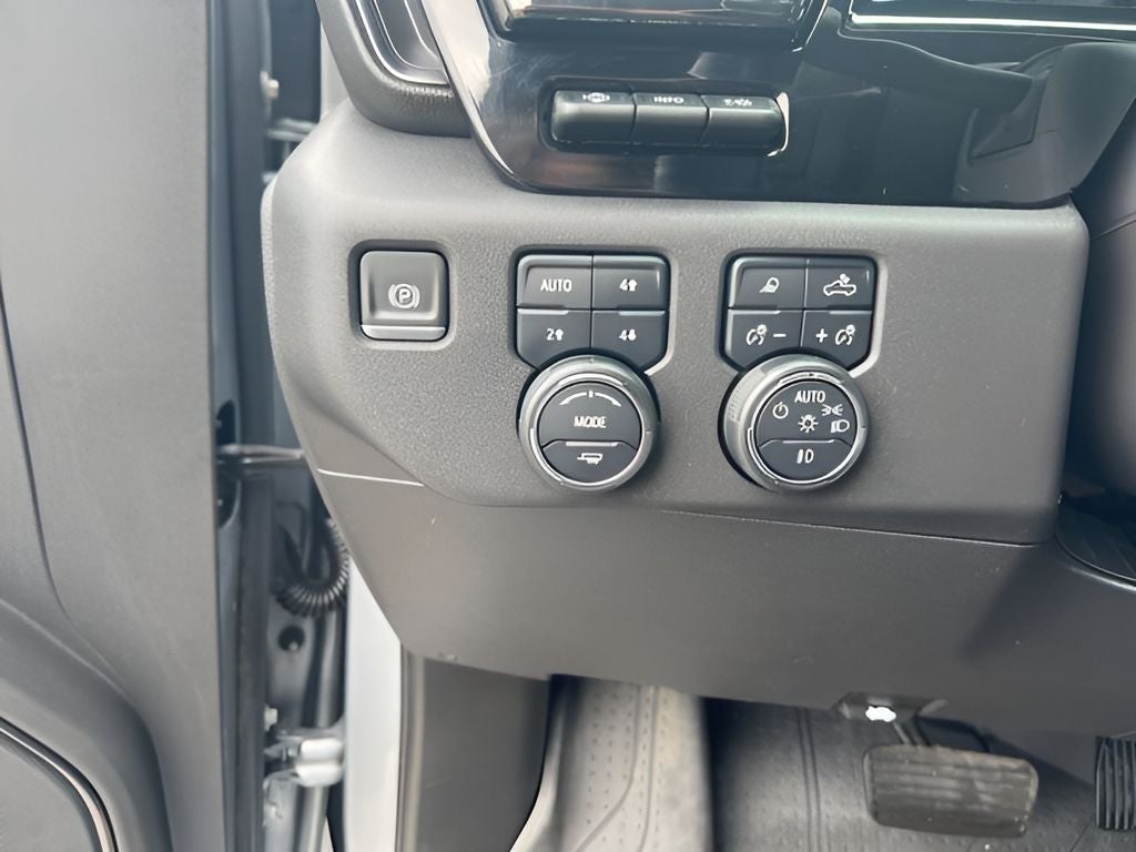 2024 Chevrolet Silverado ZR2