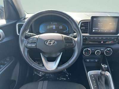 2024 Hyundai VENUE Preferred