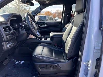 2023 GMC Yukon XL SLT