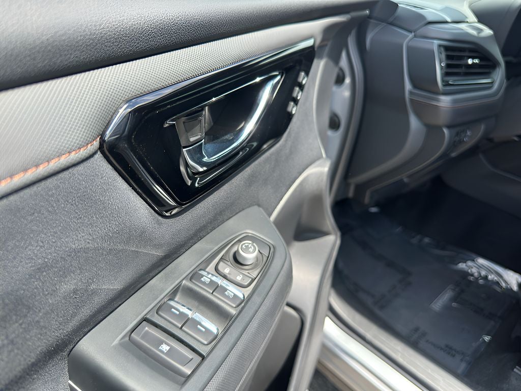 2025 Subaru Forester Touring Hybrid