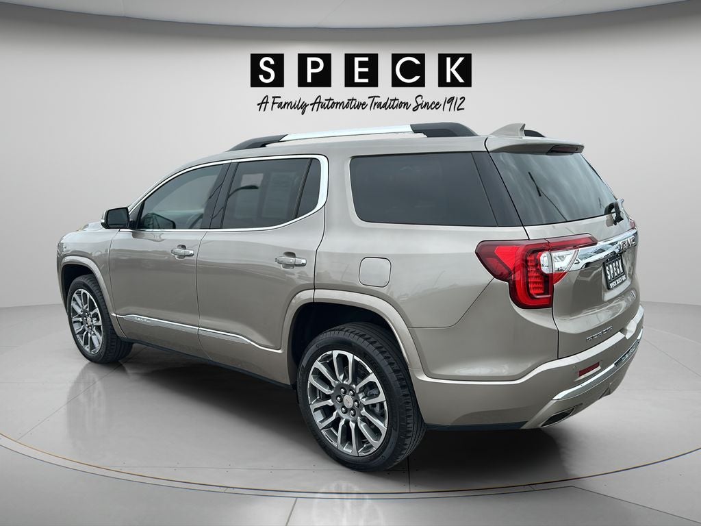 2022 GMC Acadia Denali