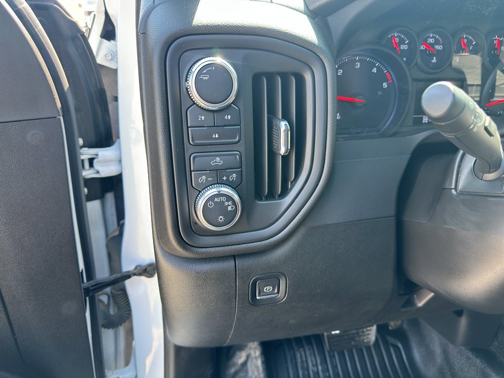 2023 GMC Sierra 3500 HD Pro