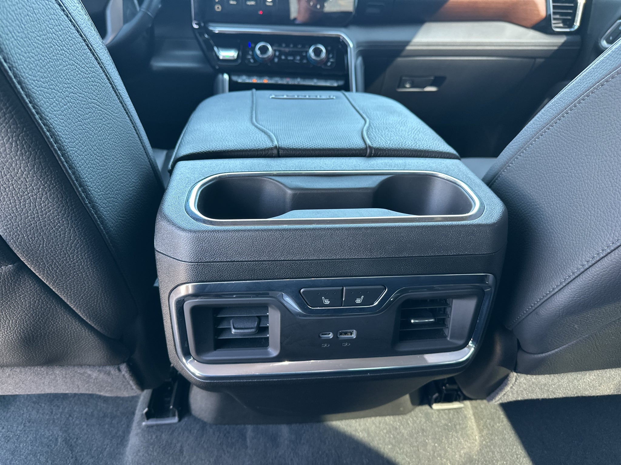 2025 GMC Sierra 3500 HD Denali