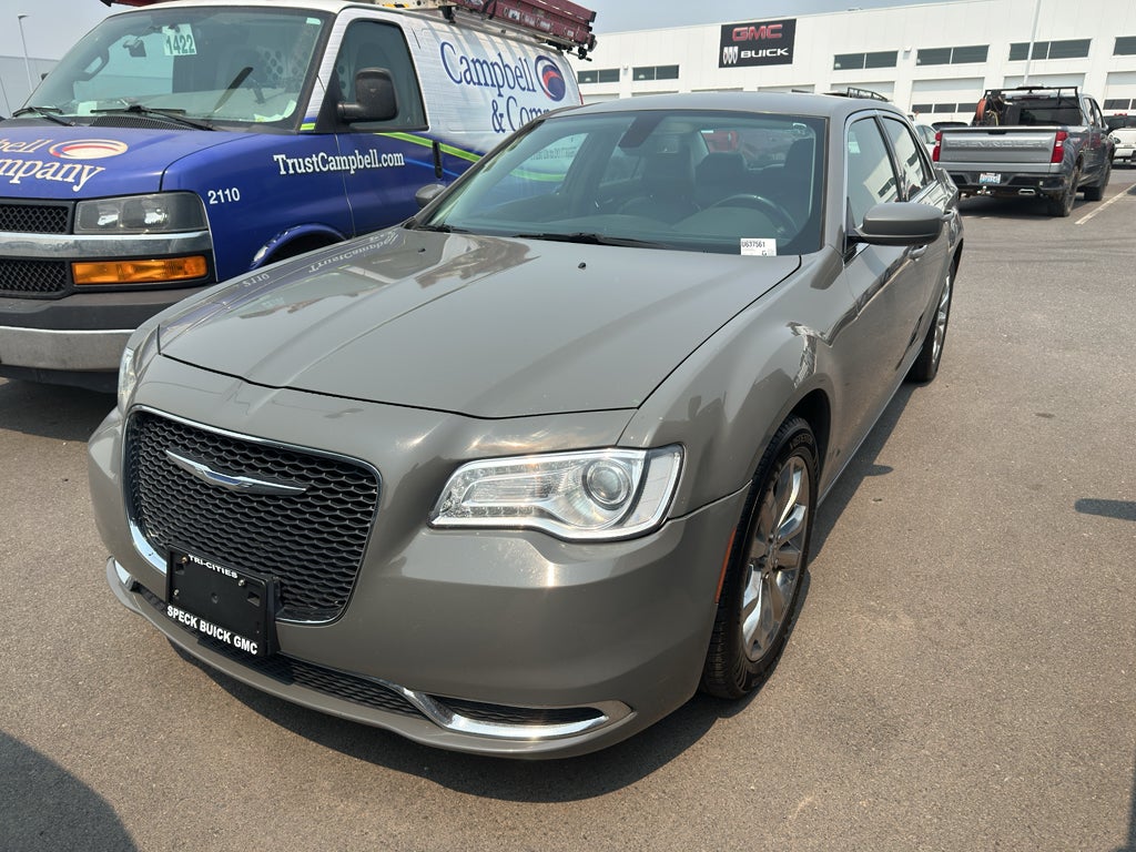2017 Chrysler 300 Limited AWD