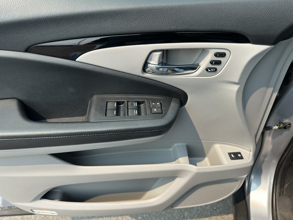 2022 Honda Pilot AWD Elite