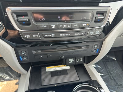 2022 Honda Pilot AWD Elite