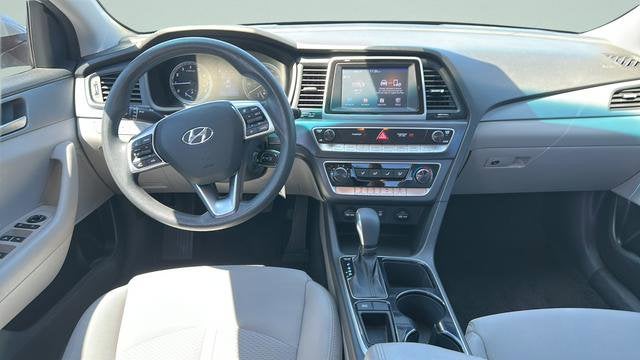 2019 Hyundai SONATA SE