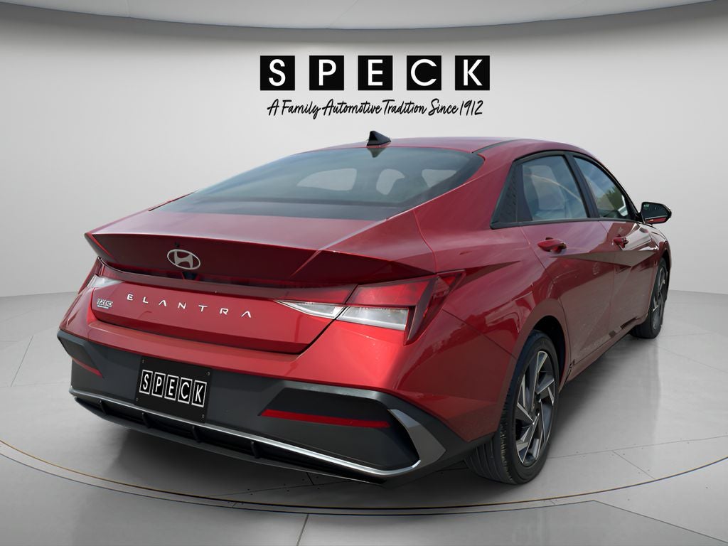 2025 Hyundai ELANTRA SEL Convenience