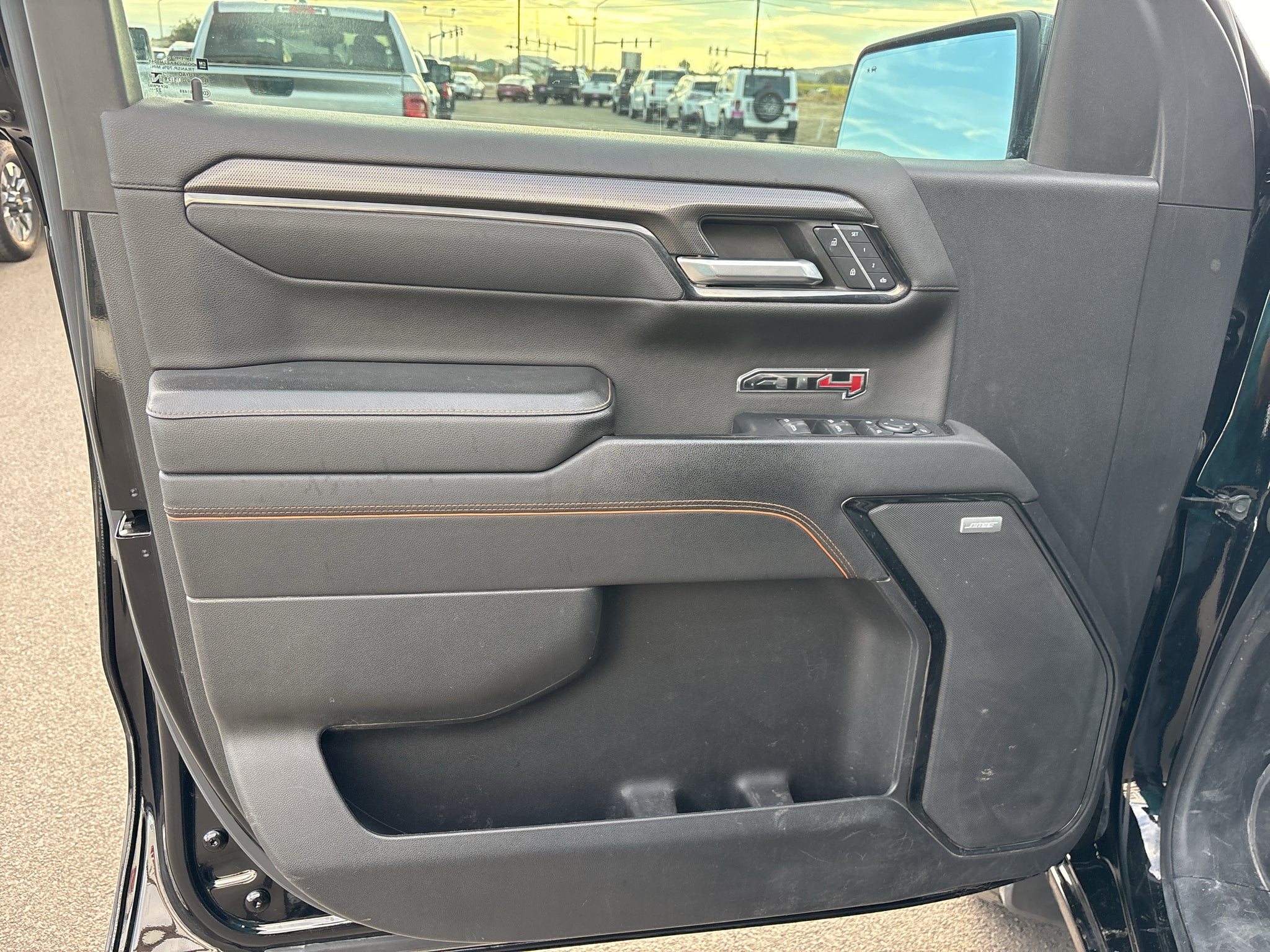 2023 GMC Sierra 1500 AT4