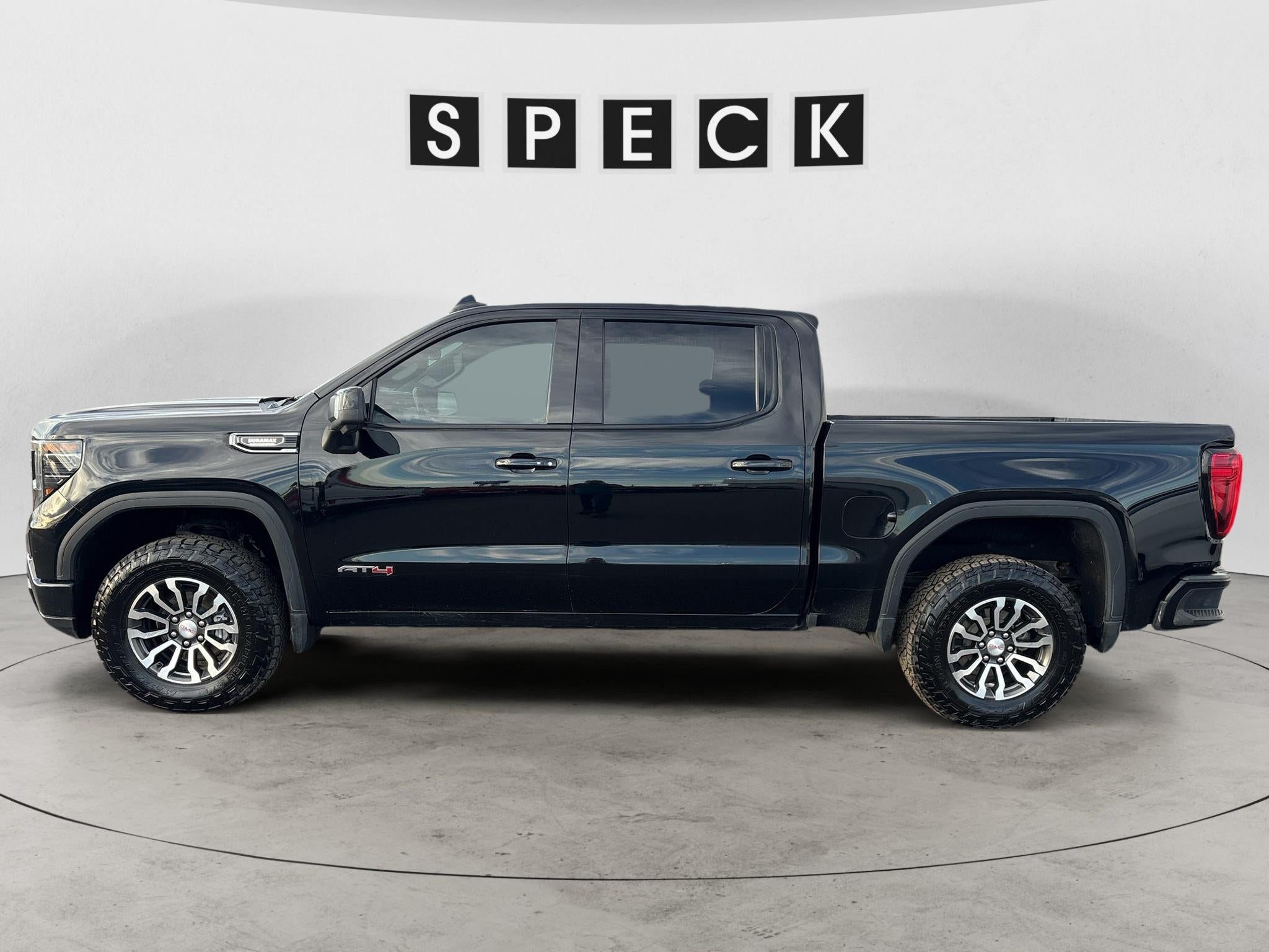 2023 GMC Sierra 1500 AT4