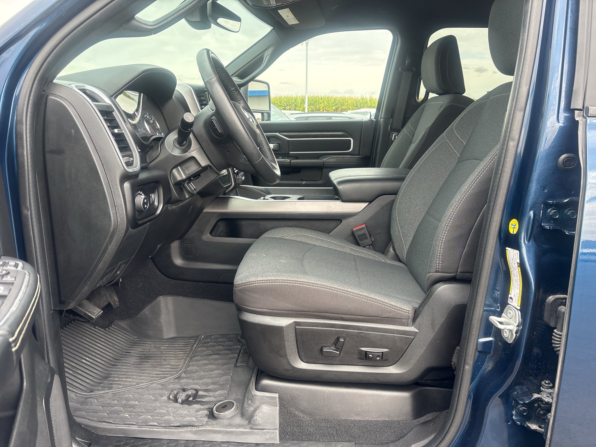 2024 RAM 2500 Big Horn Crew Cab 4x4 6'4" Box