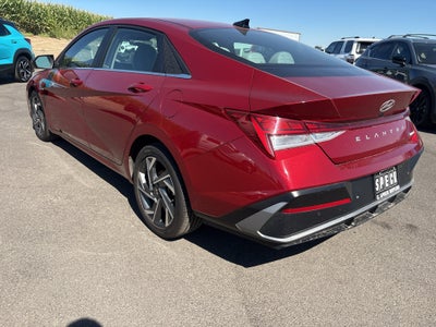 2024 Hyundai ELANTRA Limited