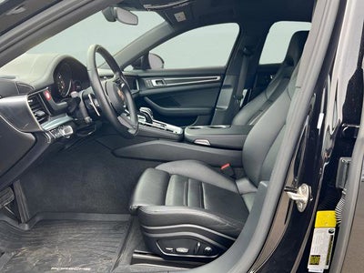 2023 Porsche Panamera RWD