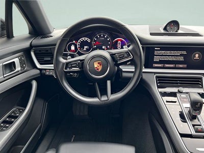 2023 Porsche Panamera RWD