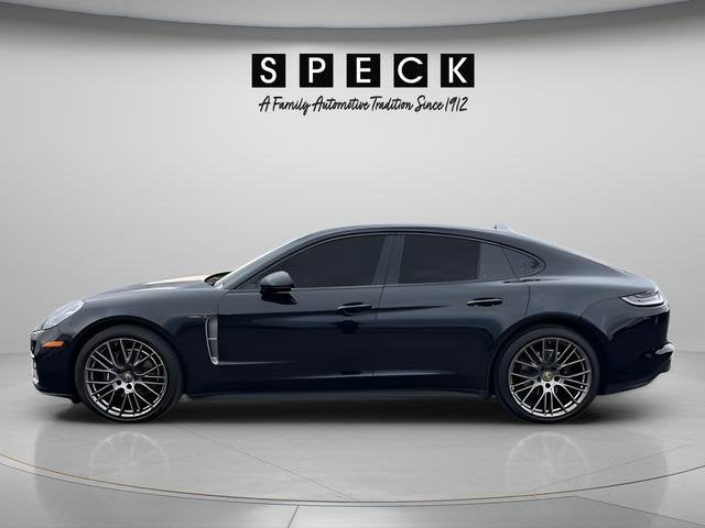 2023 Porsche Panamera RWD