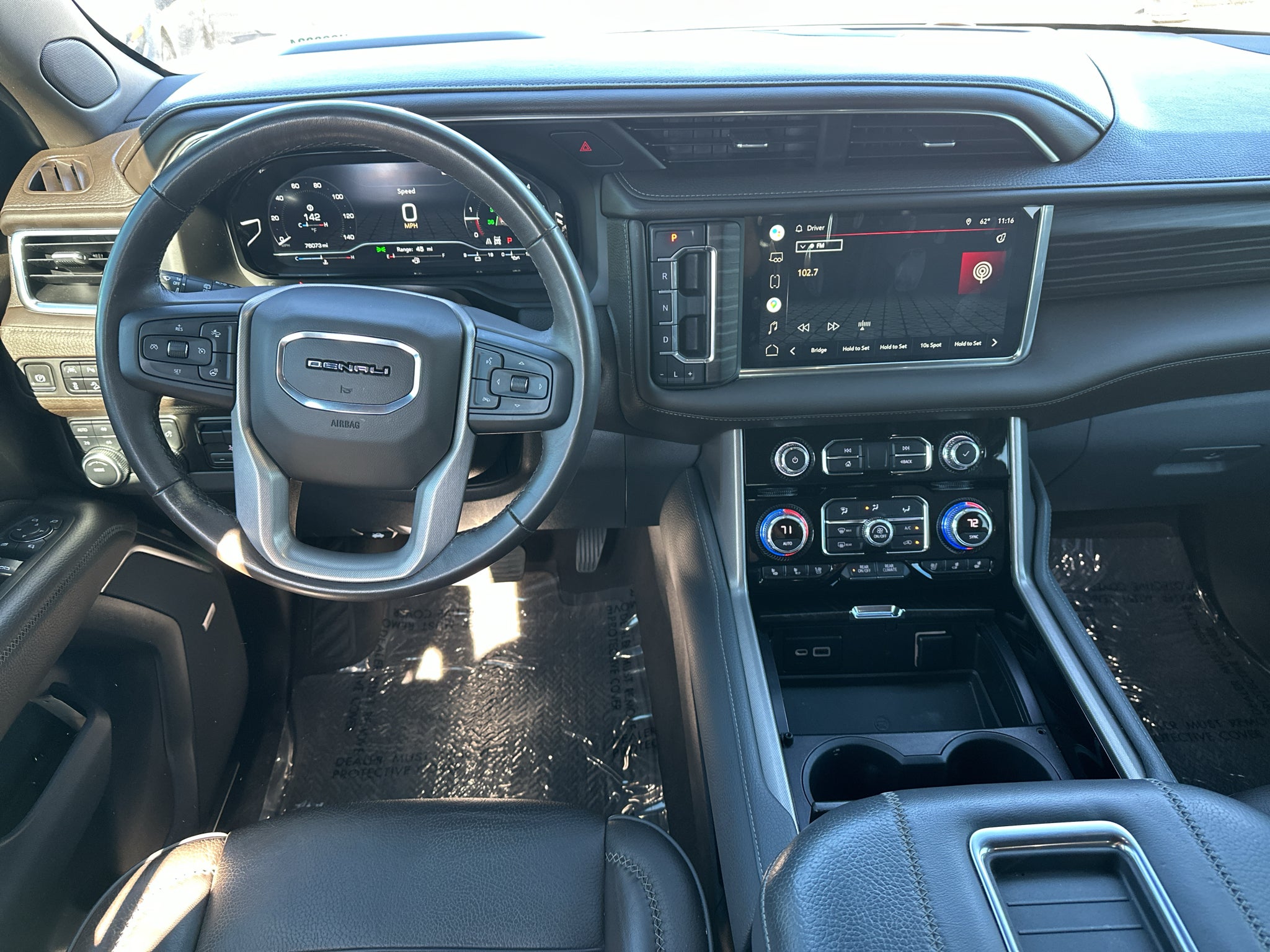 2022 GMC Yukon 4WD Denali