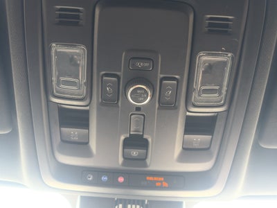 2025 Chevrolet Tahoe 4WD High Country