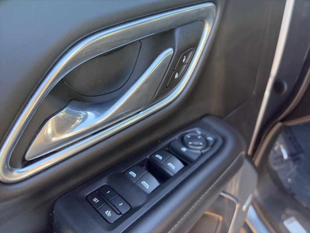 2021 Chevrolet Suburban 4WD LT