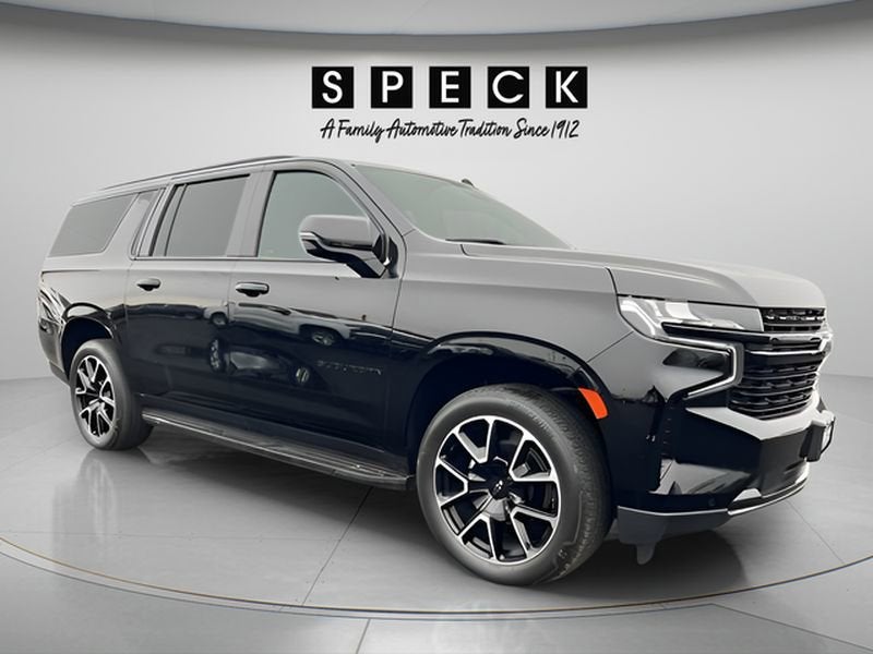 2024 Chevrolet Suburban 4WD RST