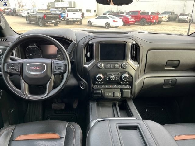 2022 GMC Sierra 2500HD 4WD Crew Cab Standard Bed AT4