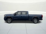 2022 GMC Sierra 2500HD 4WD Crew Cab Standard Bed AT4