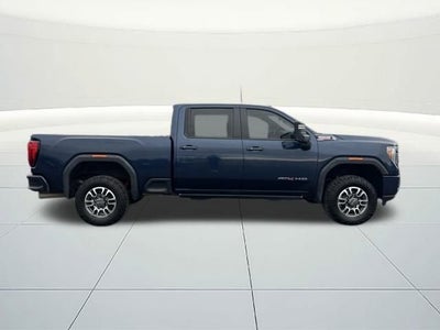 2022 GMC Sierra 2500HD 4WD Crew Cab Standard Bed AT4