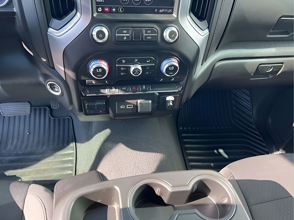 2023 GMC Sierra SLE