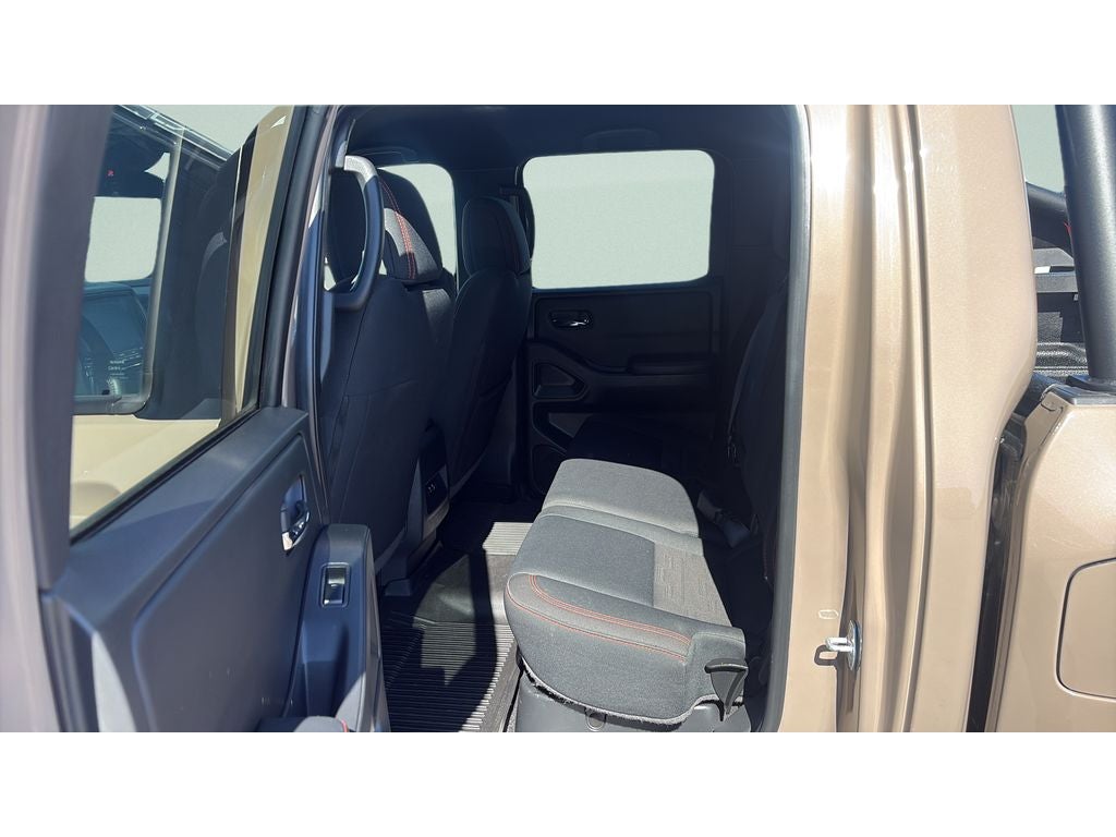 2023 Nissan Frontier Crew Cab PRO-4X 4x4