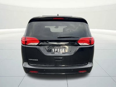 2021 Chrysler Voyager LXI