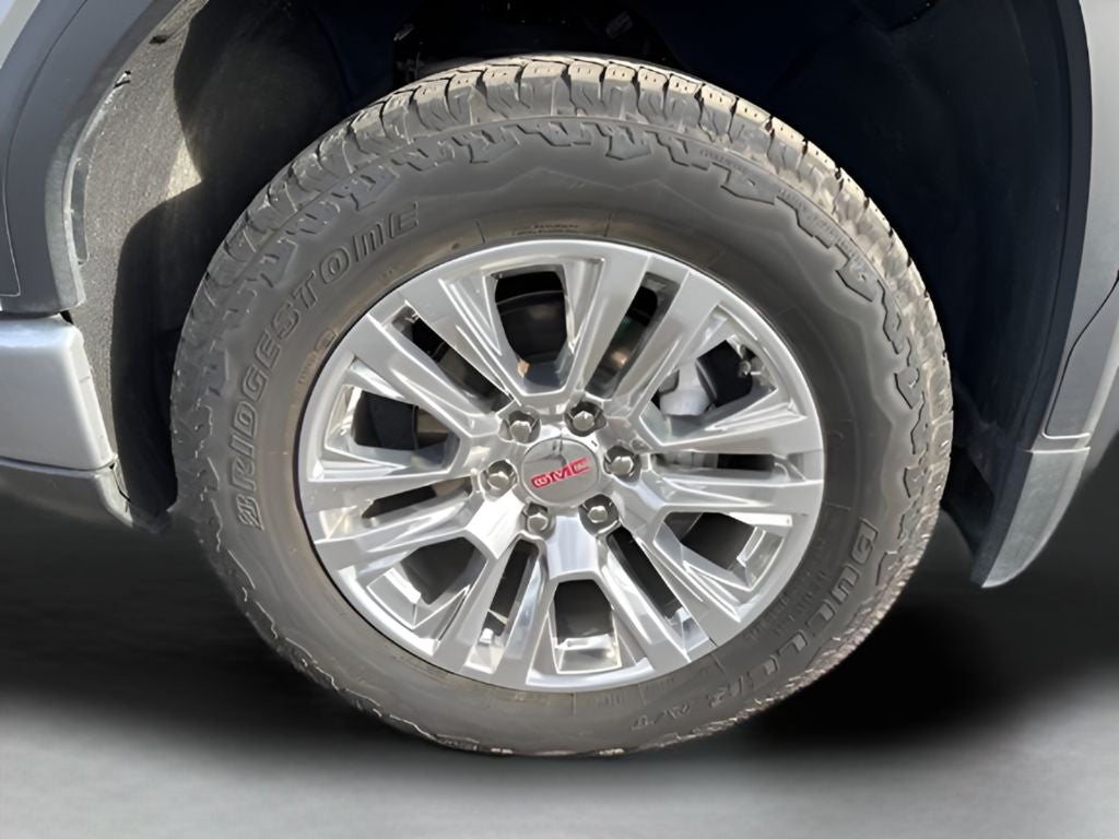 2025 GMC Sierra Denali