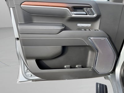 2025 GMC Sierra Denali