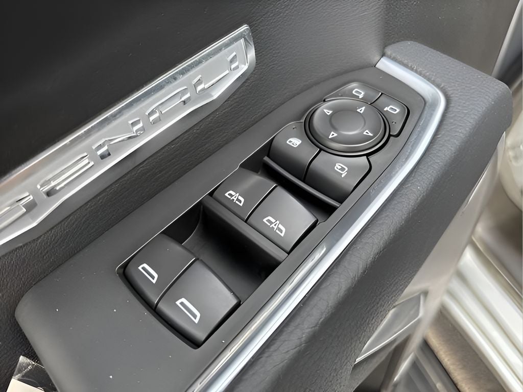 2025 GMC Sierra Denali