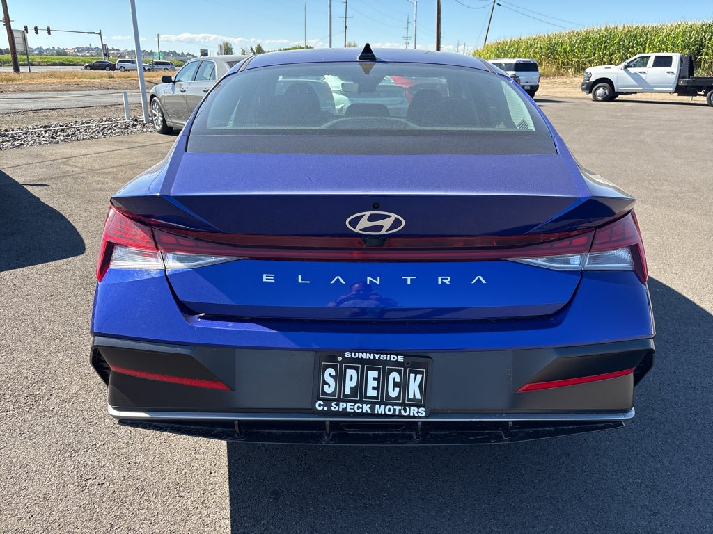 2025 Hyundai ELANTRA SEL Convenience