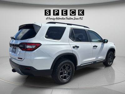 2023 Honda Pilot TrailSport