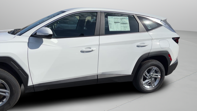 2026 Hyundai TUCSON SE AWD