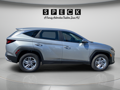2026 Hyundai TUCSON SE AWD