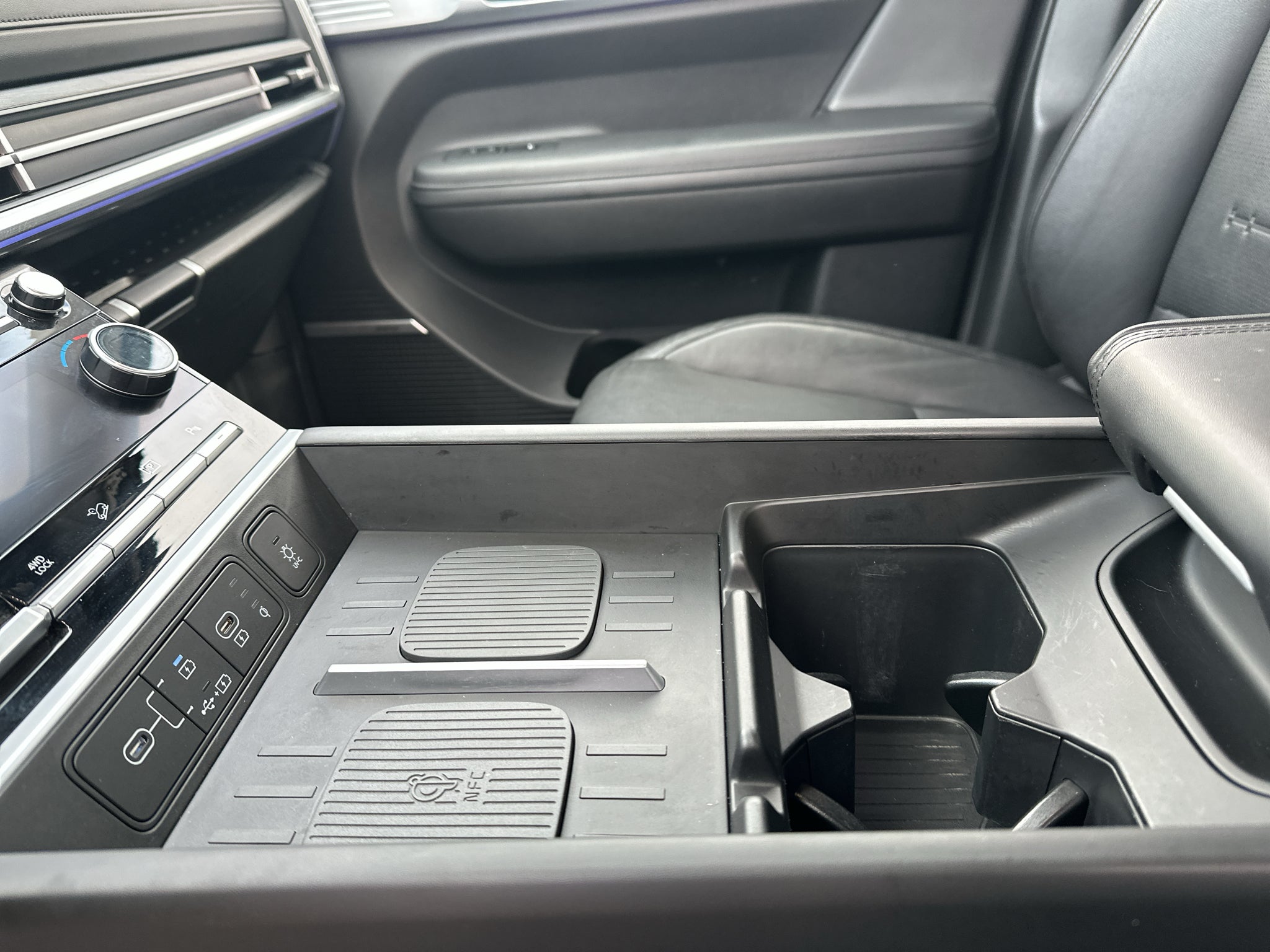 2024 Hyundai SANTA FE HYBRID Limited