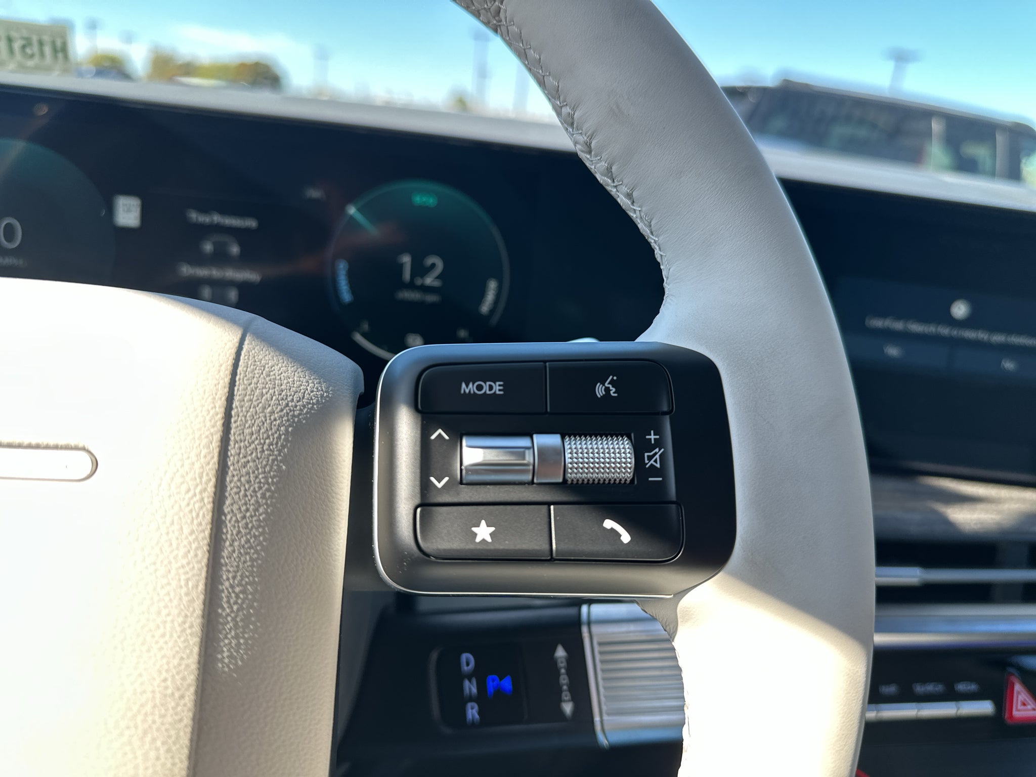 2027 Hyundai SANTA FE HYBRID Limited 6P