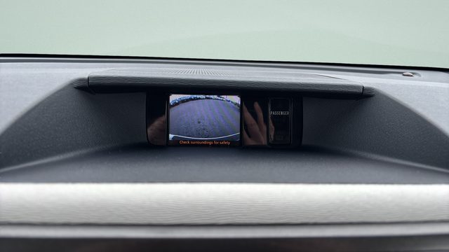 2014 Toyota Sienna LE 8 Passenger