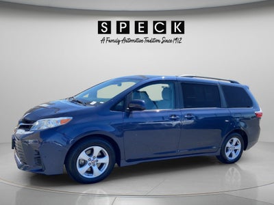 2020 Toyota Sienna LE