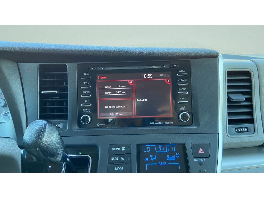 2020 Toyota Sienna LE