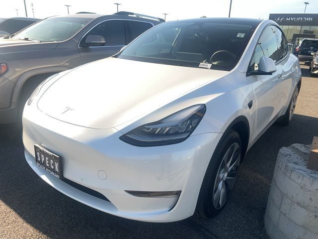 2021 Tesla Model Y Long Range Dual Motor All-Wheel Drive's photo