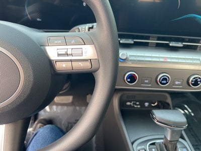 2026 Hyundai KONA SE