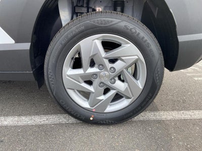 2027 Hyundai KONA SE