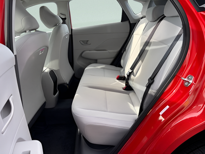 2026 Hyundai KONA SE AWD