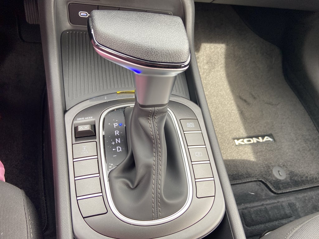 2027 Hyundai KONA SE