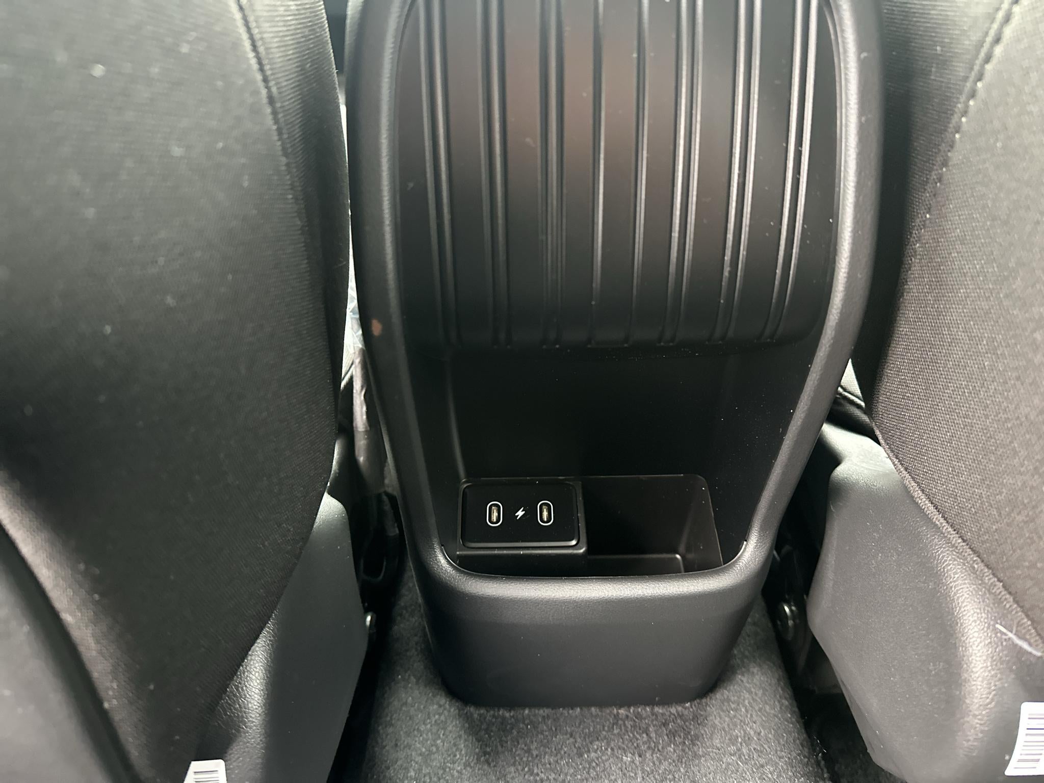 2027 Hyundai KONA SE