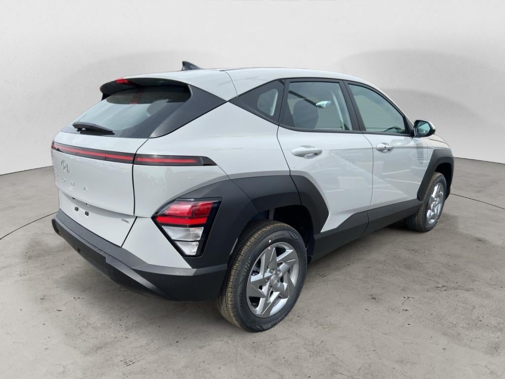 2027 Hyundai KONA SE