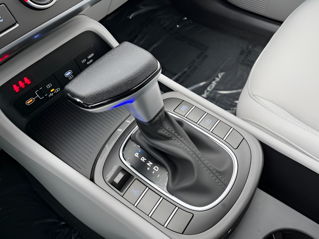 2026 Hyundai KONA SE AWD