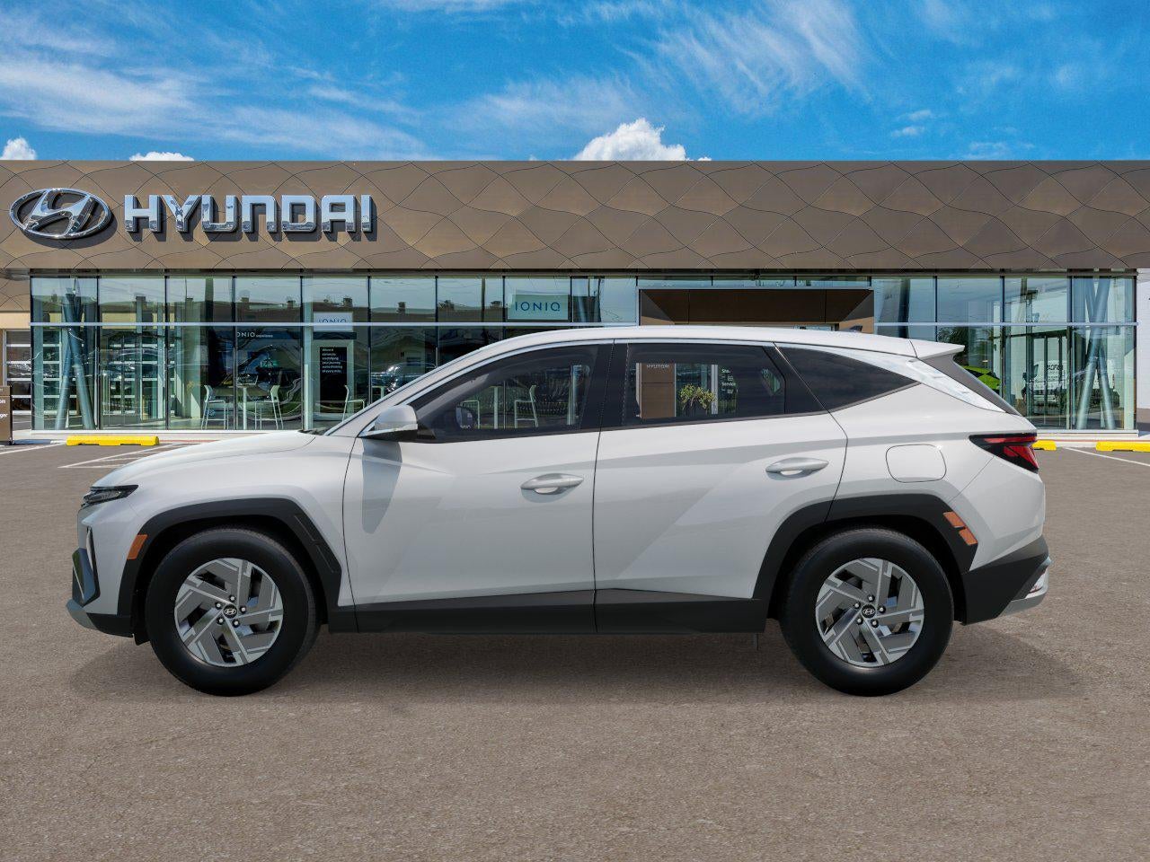 2026 Hyundai TUCSON Blue SE
